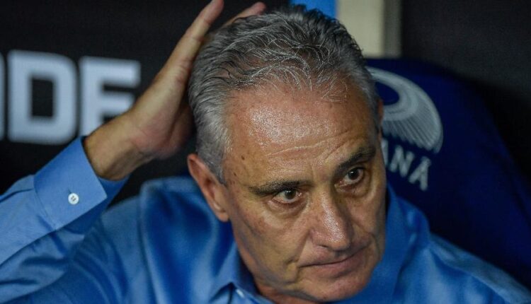 Apesar de ter contrato com o Flamengo válido até o final da temporada atual, Tite sinaliza desejo de colocar substituto à frente do rubro-negro. Entenda