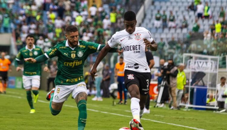 Corinthians fica perto de levar chapéu do Palmeiras após Abel Ferreira solicitar contratação de craque do futebol brasileiro. Confira